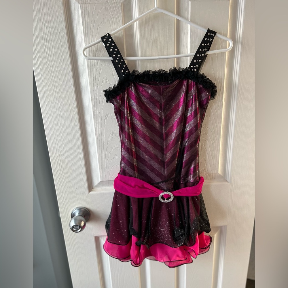 Competition figure skating dress